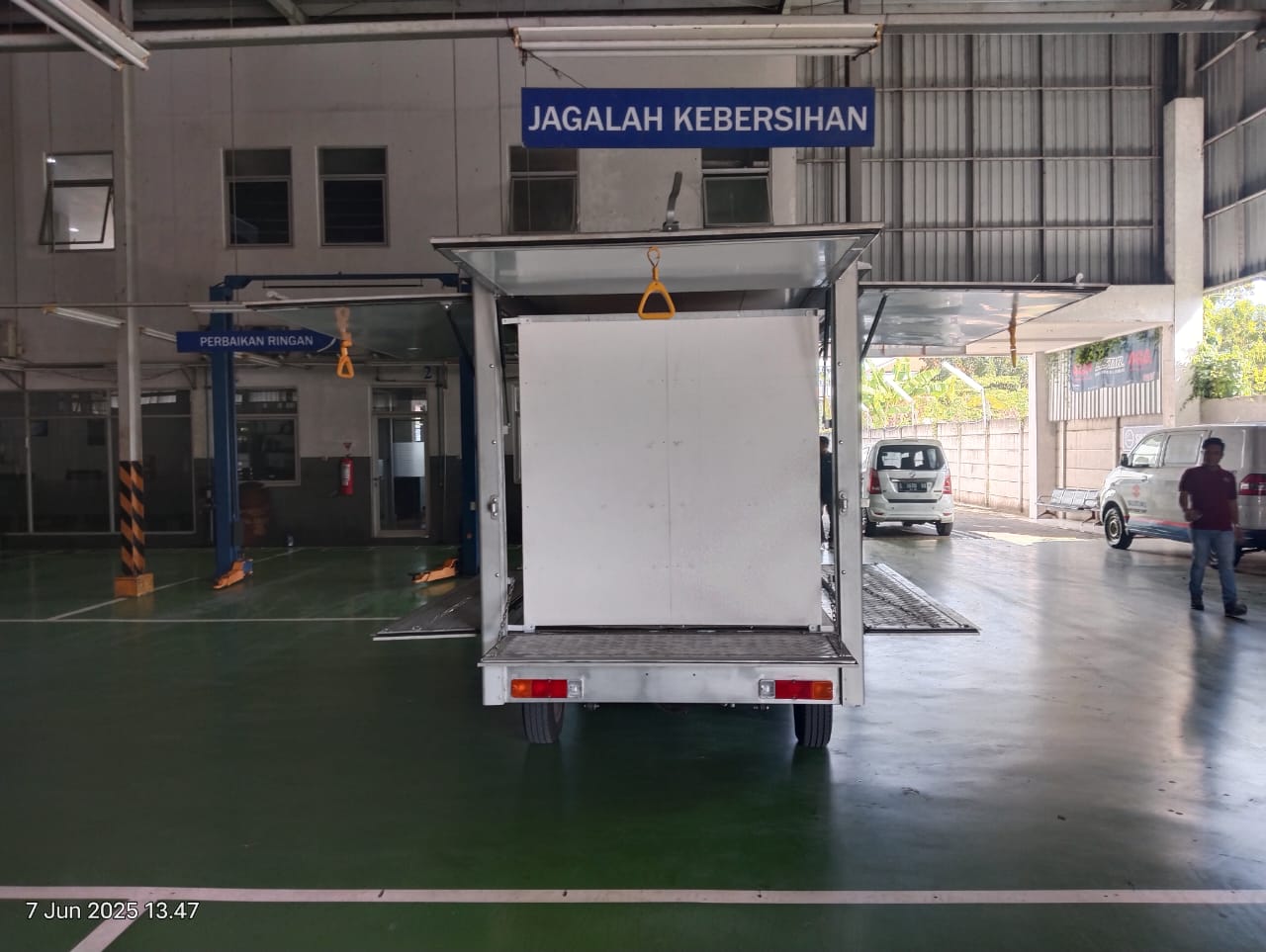 3bfbfbe9-e086-4a4f-bdd9-13b2a8bd593d